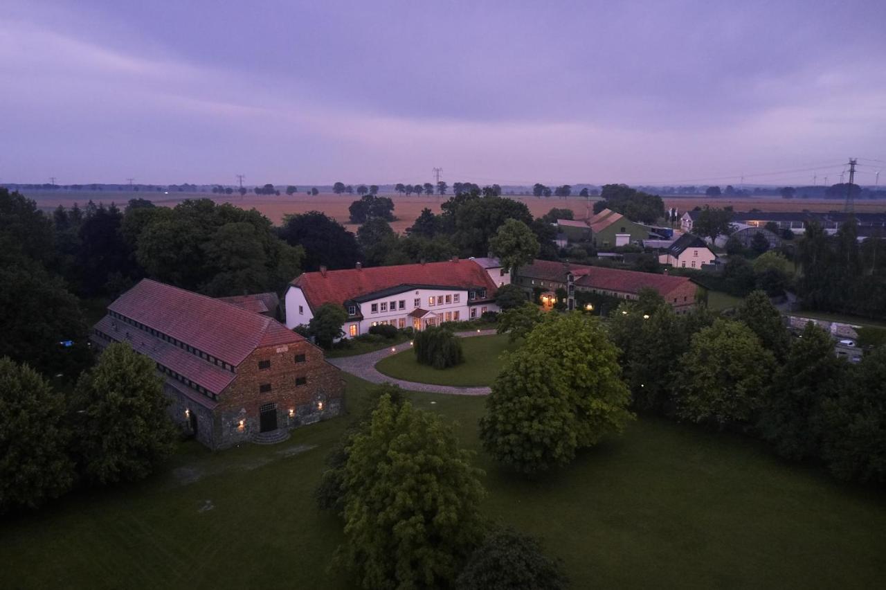 Relais & Chateaux Gutshaus Stolpe Hotel Stolpe an der Peene ภายนอก รูปภาพ