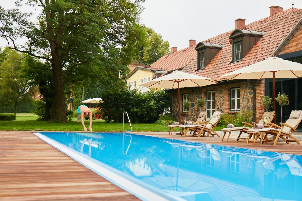 Relais & Chateaux Gutshaus Stolpe Stolpe an der Peene ภายนอก รูปภาพ